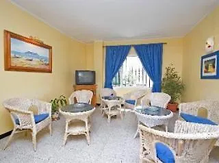 Marbella 2* פואנגירולה