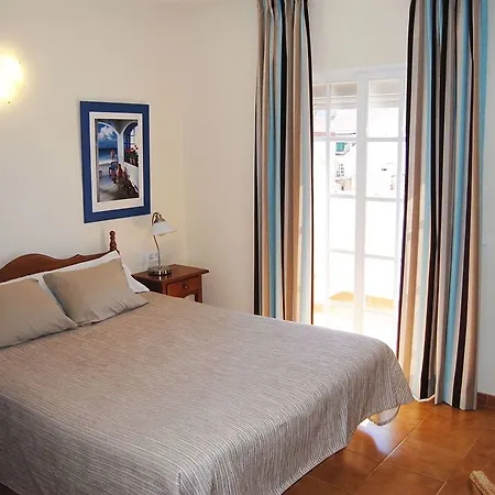 Marbella 2* 푸엔히롤라