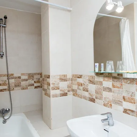 Marbella 2* Фуенхірола