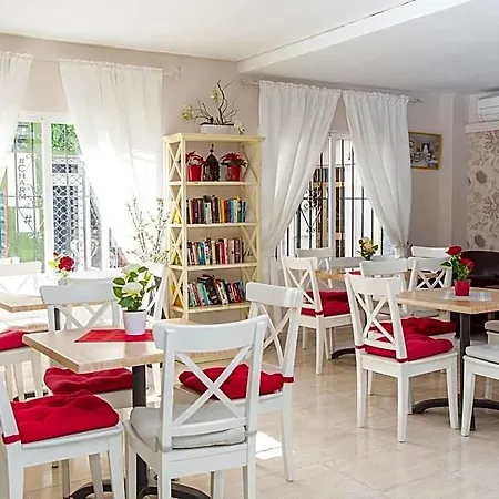Hotel Marbella 2*